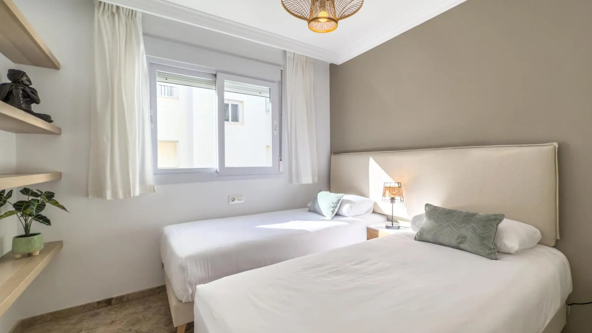 Apartment Hanami Real Sofia 2 Estepona Spanien